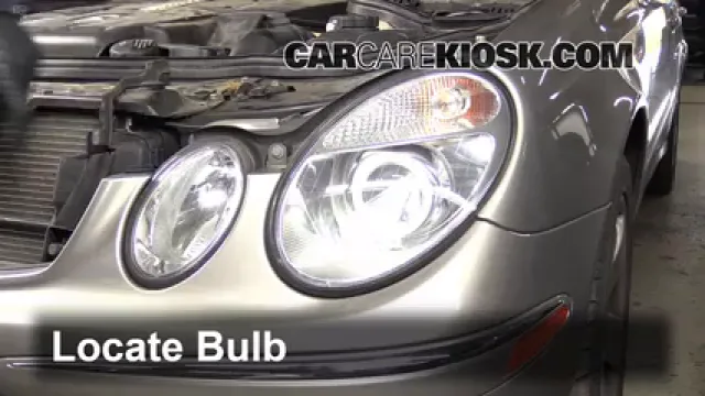 2006 Mercedes-Benz E500 5.0L V8 Luces Luz de carretera (reemplazar foco) 